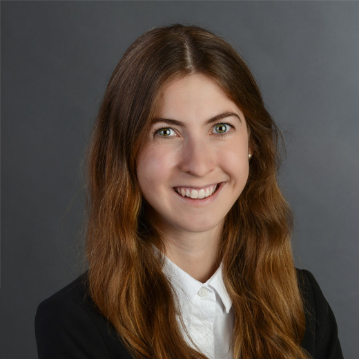 Portrait von Sophie-Charlotte Fischer