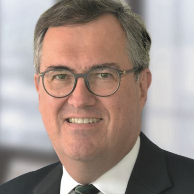 Portrait von Prof. Dr. Wolfgang Koch